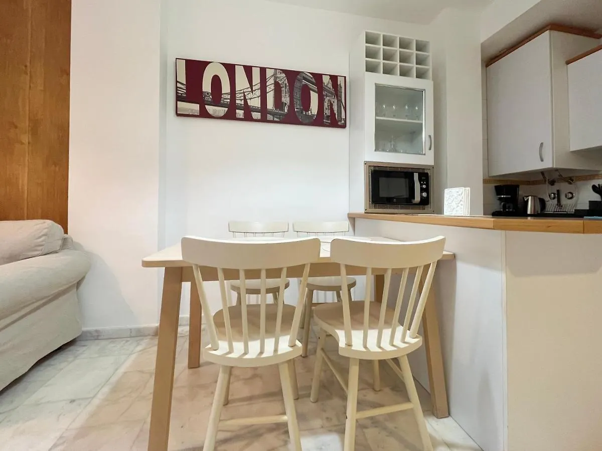 Bonito Apartamento Con Piscina En Fuengirola -Torreblanca- Apartment